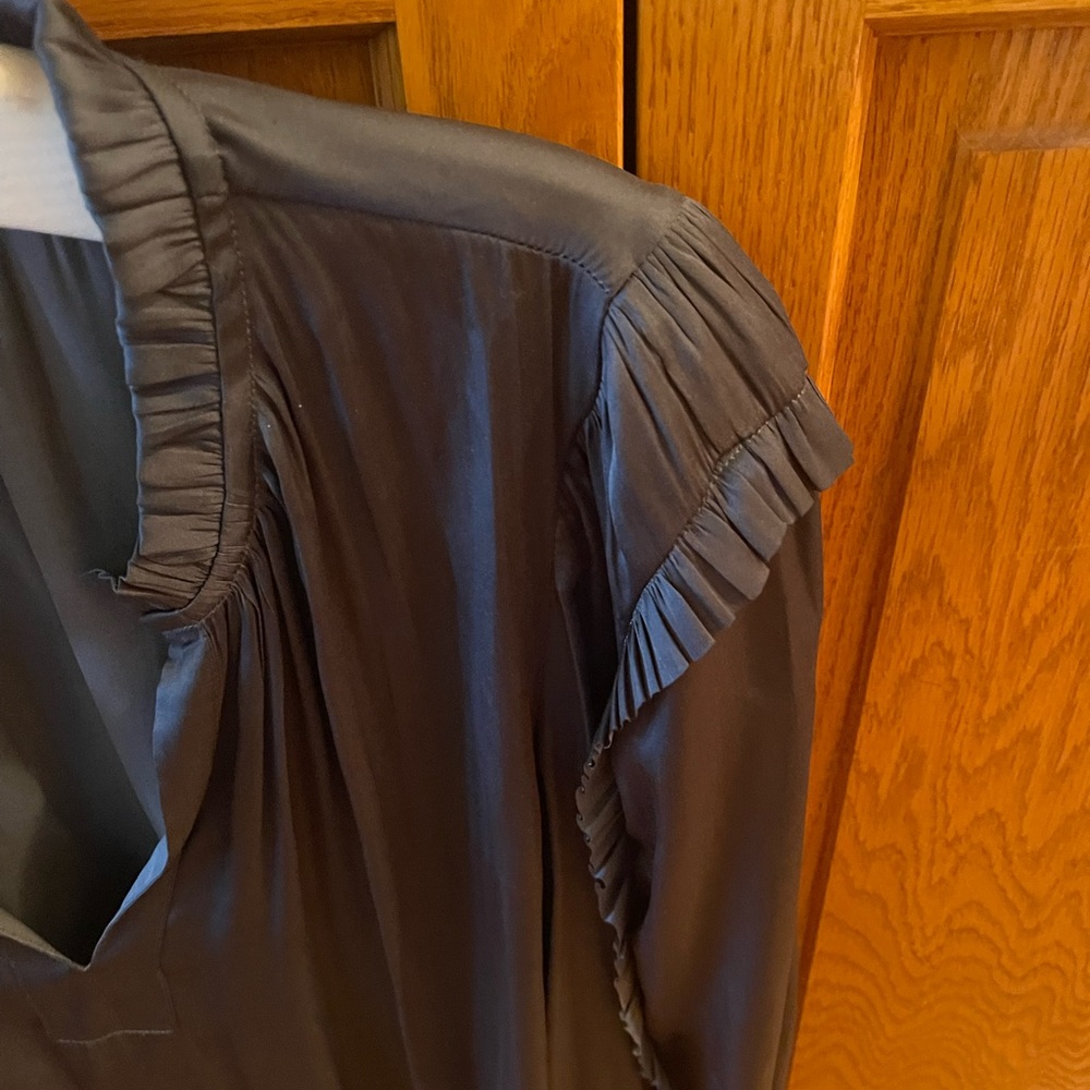 Current Air Ruffle Split Neck Blouse. L. Slate Bl… - image 6